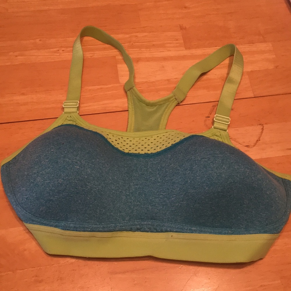Racer back sports bra